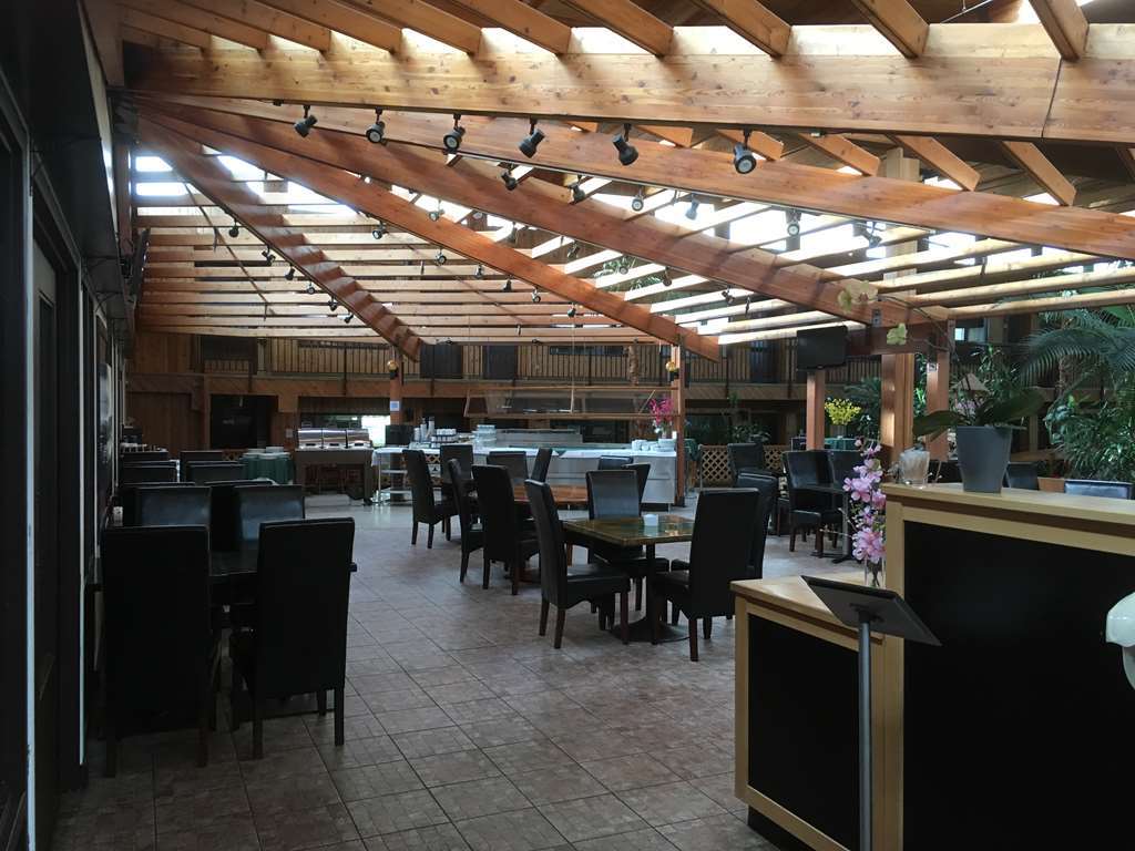 Super 8 By Wyndham Πρινς Τζορτζ Εστιατόριο φωτογραφία
